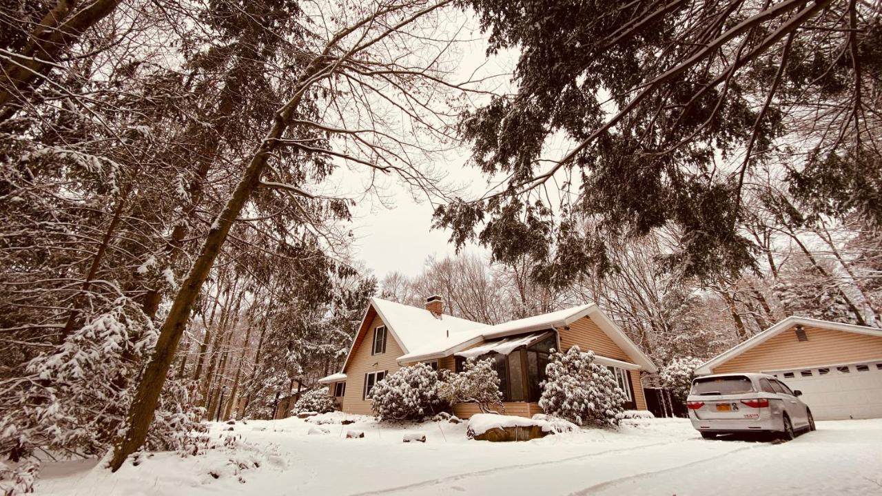 Walk To Pool & Beach - Spacious Gateway, Hot Tub, Game Room Pocono Country Place Dış mekan fotoğraf