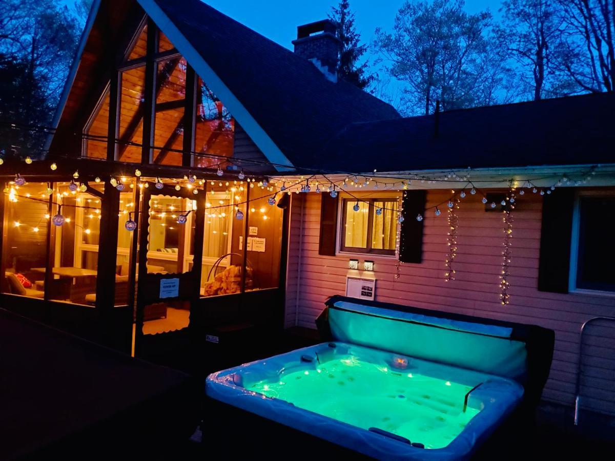 Walk To Pool & Beach - Spacious Gateway, Hot Tub, Game Room Pocono Country Place Dış mekan fotoğraf
